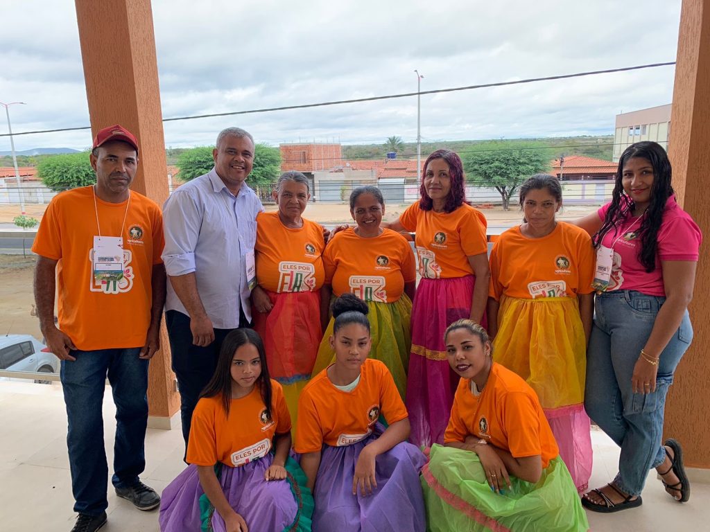 Ponto Novo: Vereador Jamiltom Fernandes participa da Conferência Municipal da Agricultura ao lado do grupo de comadres da comunidade de Capim