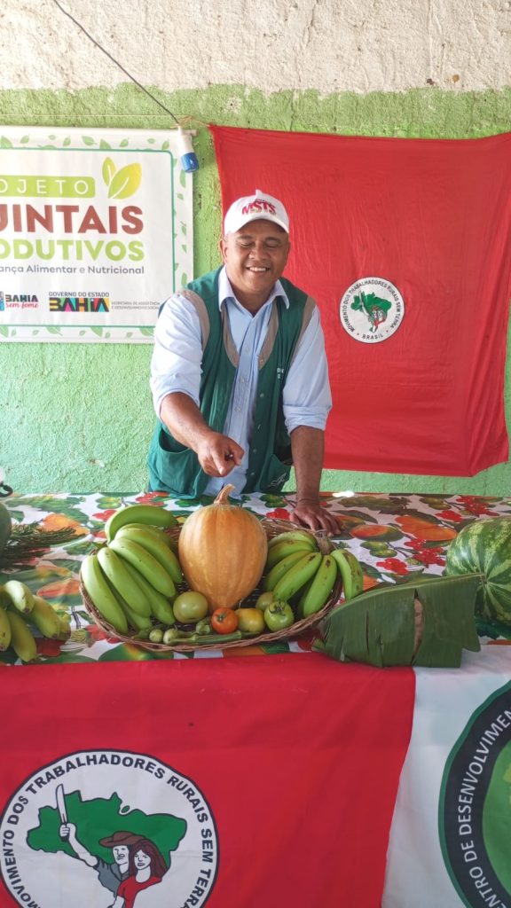 Vereador Jamiltom Fernandes participa de encontro com agricultores sobre implantação de 40 Quintais Produtivos em Ponto Novo.