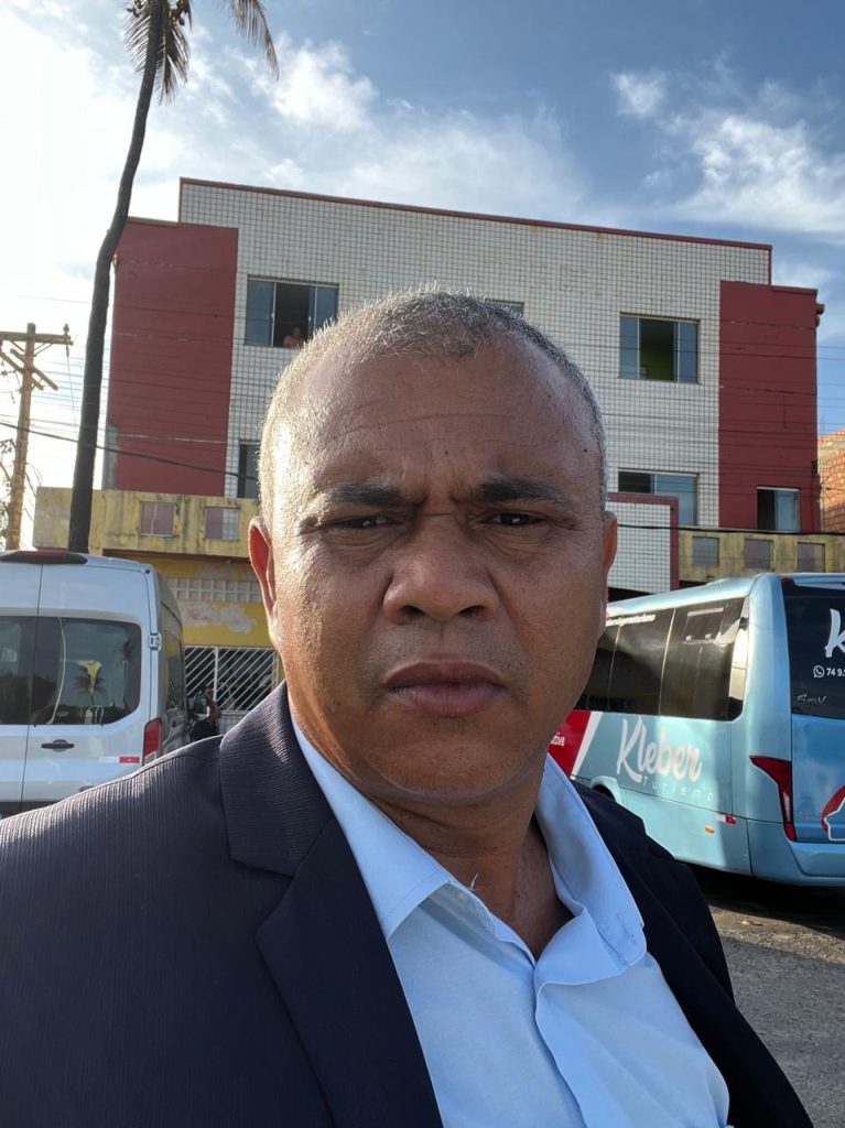 Vereador Jamiltom Fernandes visita pousada que acolhe pacientes de Ponto Novo em tratamento na capital baiana