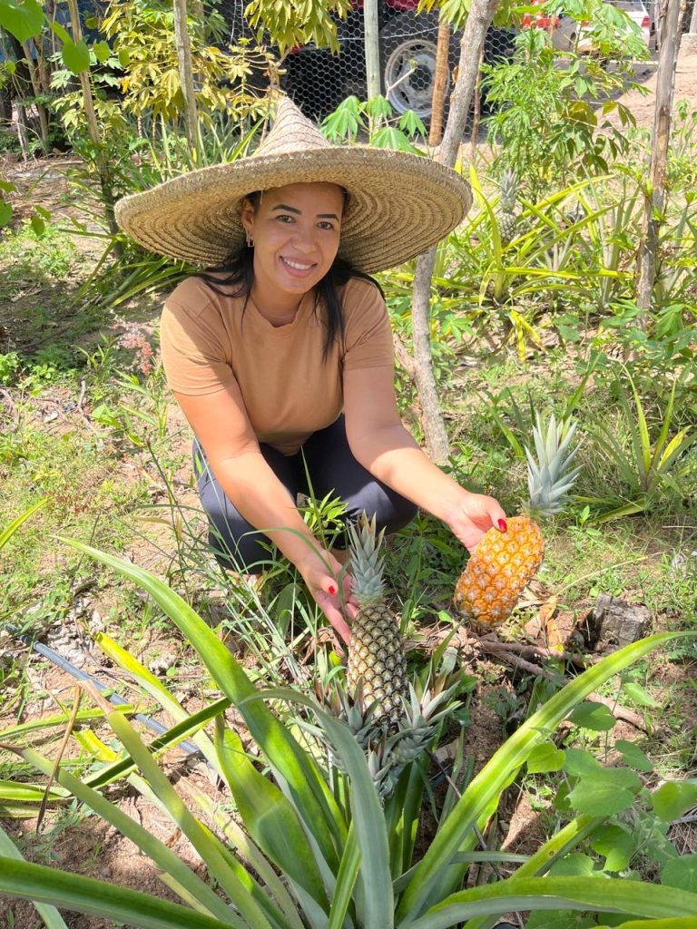 Vereador Jamiltom Fernandes participa de dia de campo e visita quintais produtivos em Ponto Novo